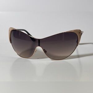 Tom Ford Vanda shield Sunglasses (striking Cat-Eye shape)